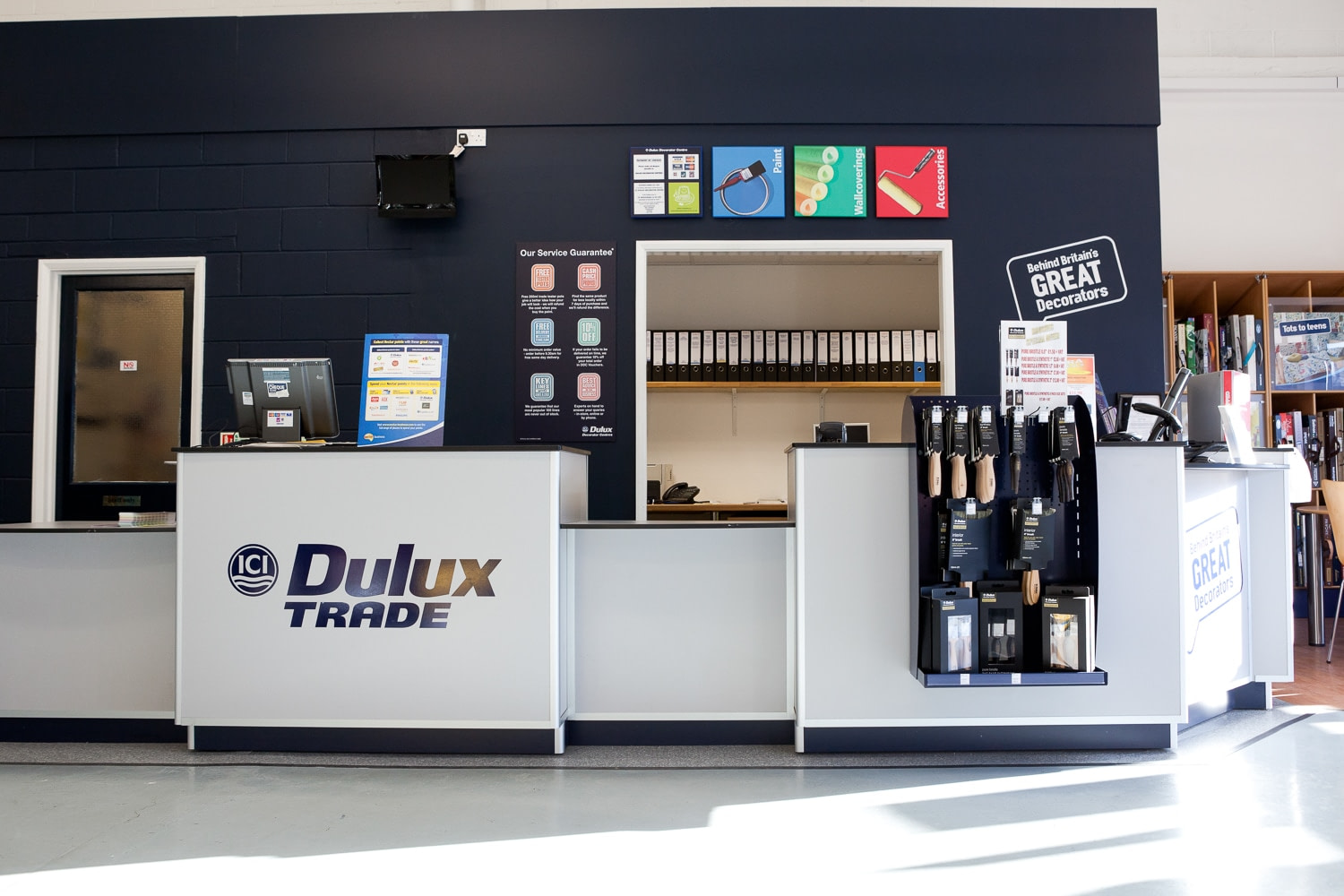 Dulux Corporate Interior Design & Manufacture